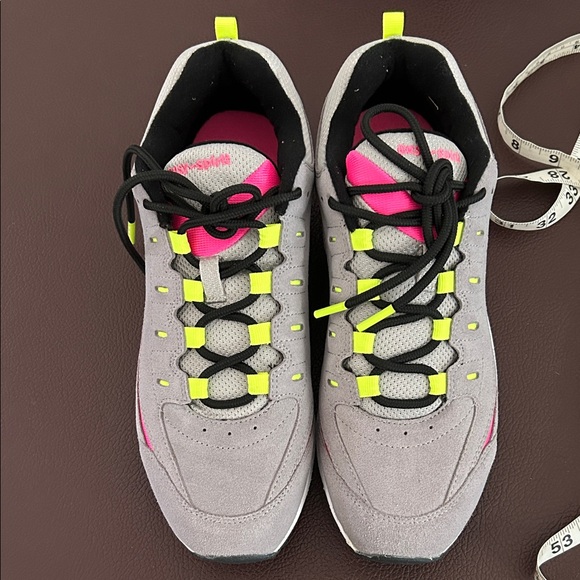 Easy Spirit Romy suede Gray and neon Pink and yellow Athletic Shoes - Picture 7 of 9